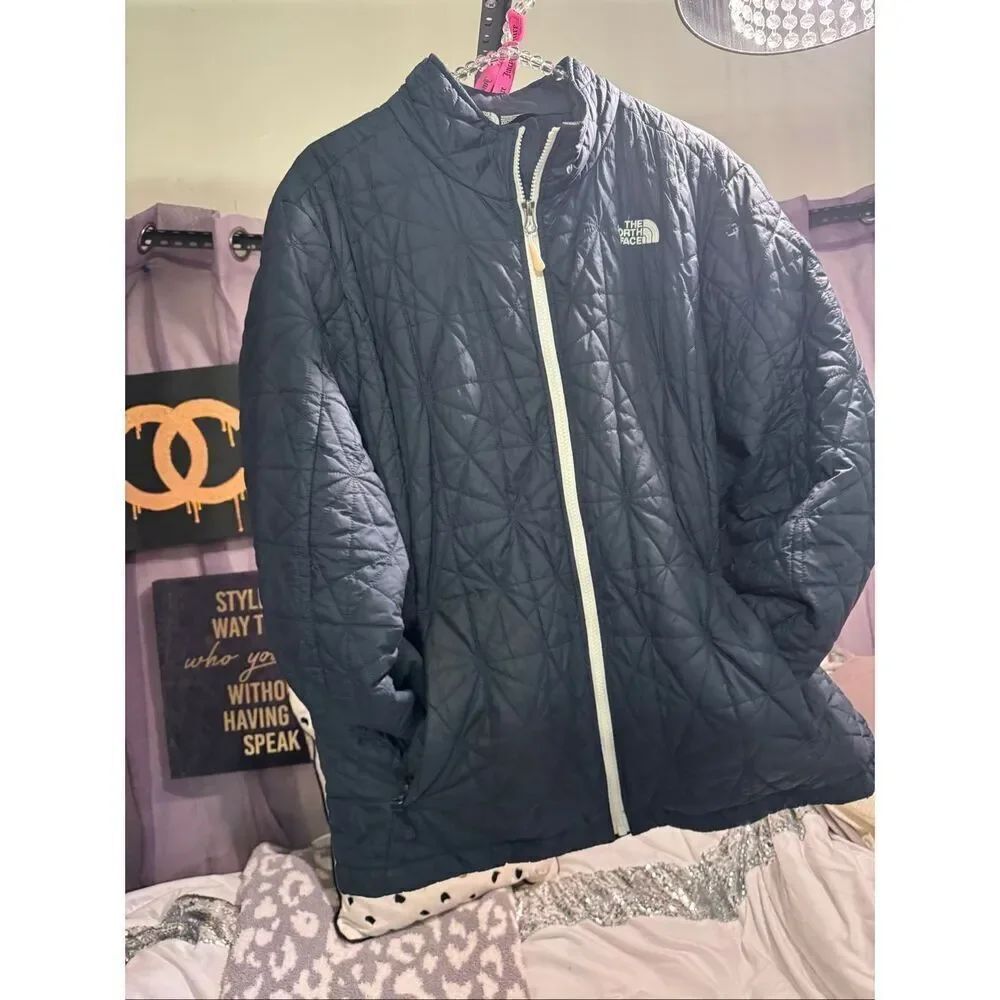 The north face silver/gray thermoball eco trekker jacket/coat packable puffer